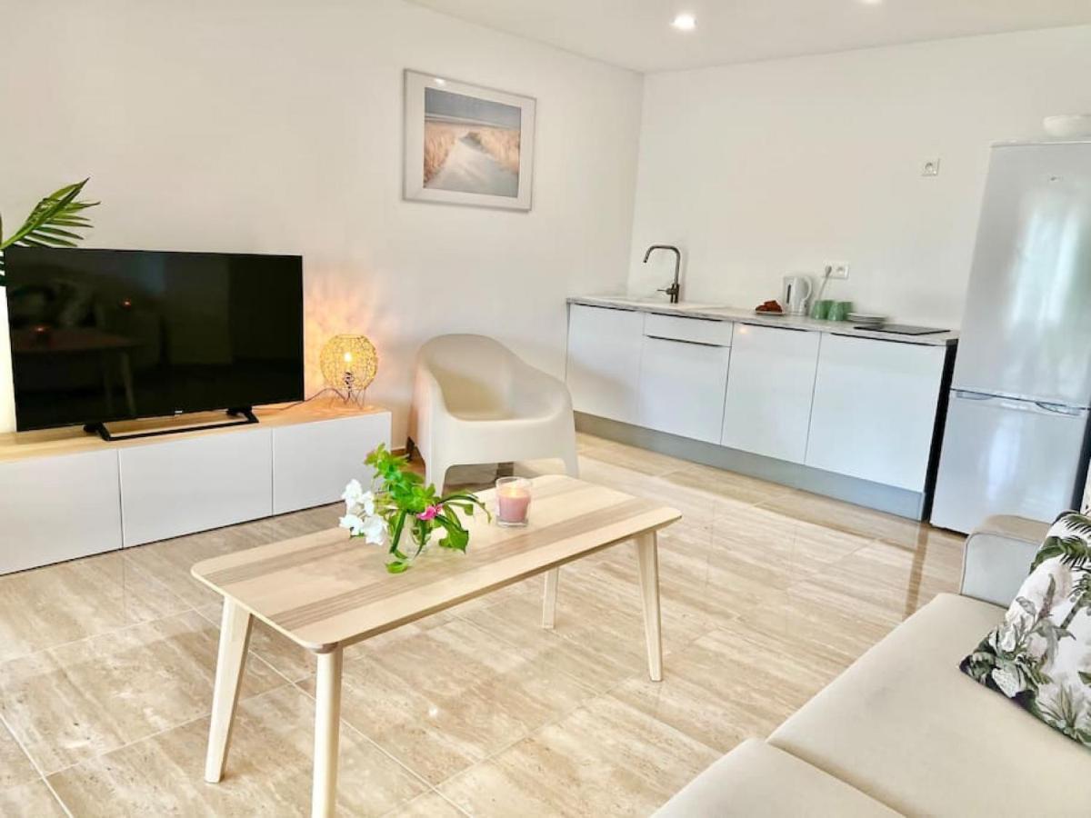 Maracuja 7, Orient Bay Village, Walkable Beach At 100M מראה חיצוני תמונה